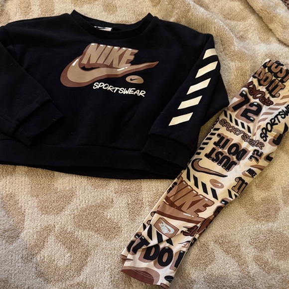 Nike Black and Tan Sportswear Set - Picture 1 of 1